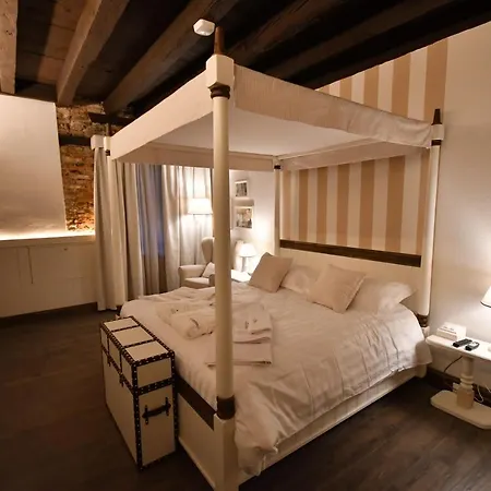 Al Palazzetto Aparthotel Udine
