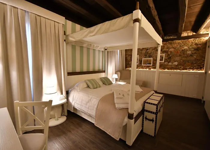 Aparthotel Al Palazzetto 4*